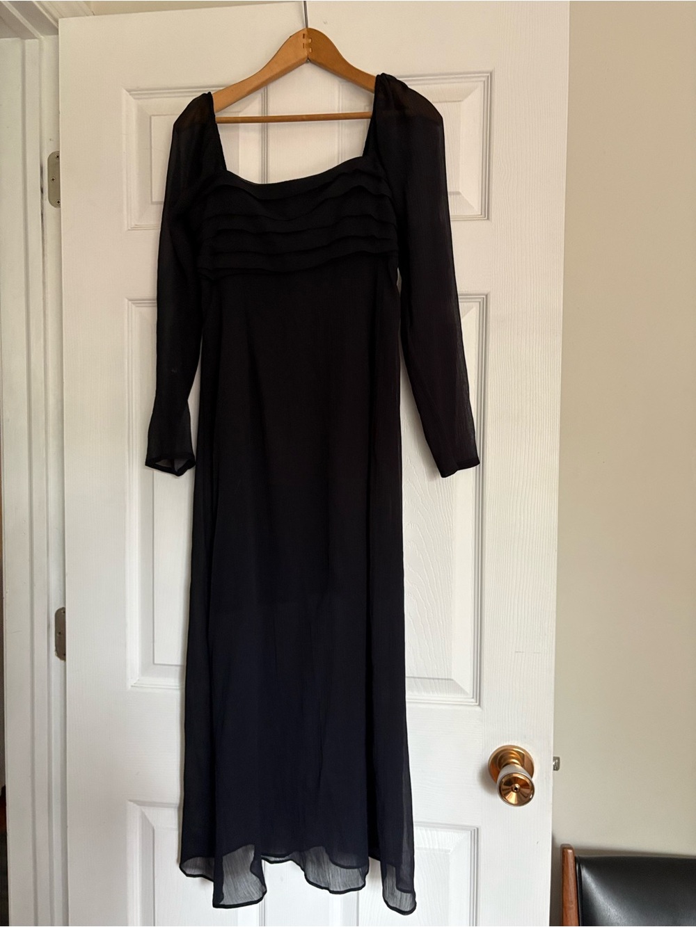 Abercrombie & Fitch Black Square-Neck Long Sleeve Maxi Dress